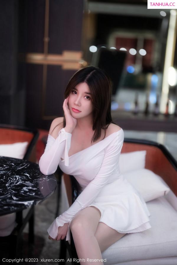 周九九 周jojobaby [XiuRen]高清写真图 2023.02.06 No.6218 周jojobaby 丝袜美腿第13张图片